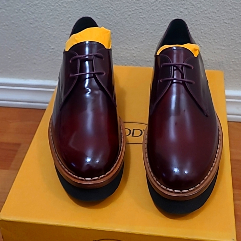 Tod's shoes